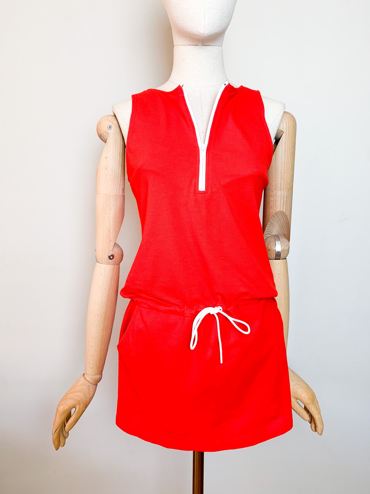 Robe Vintage Années 90 - Rouge - Sport-Chic -Coton Piqué – Dorotennis - T. 36/38
