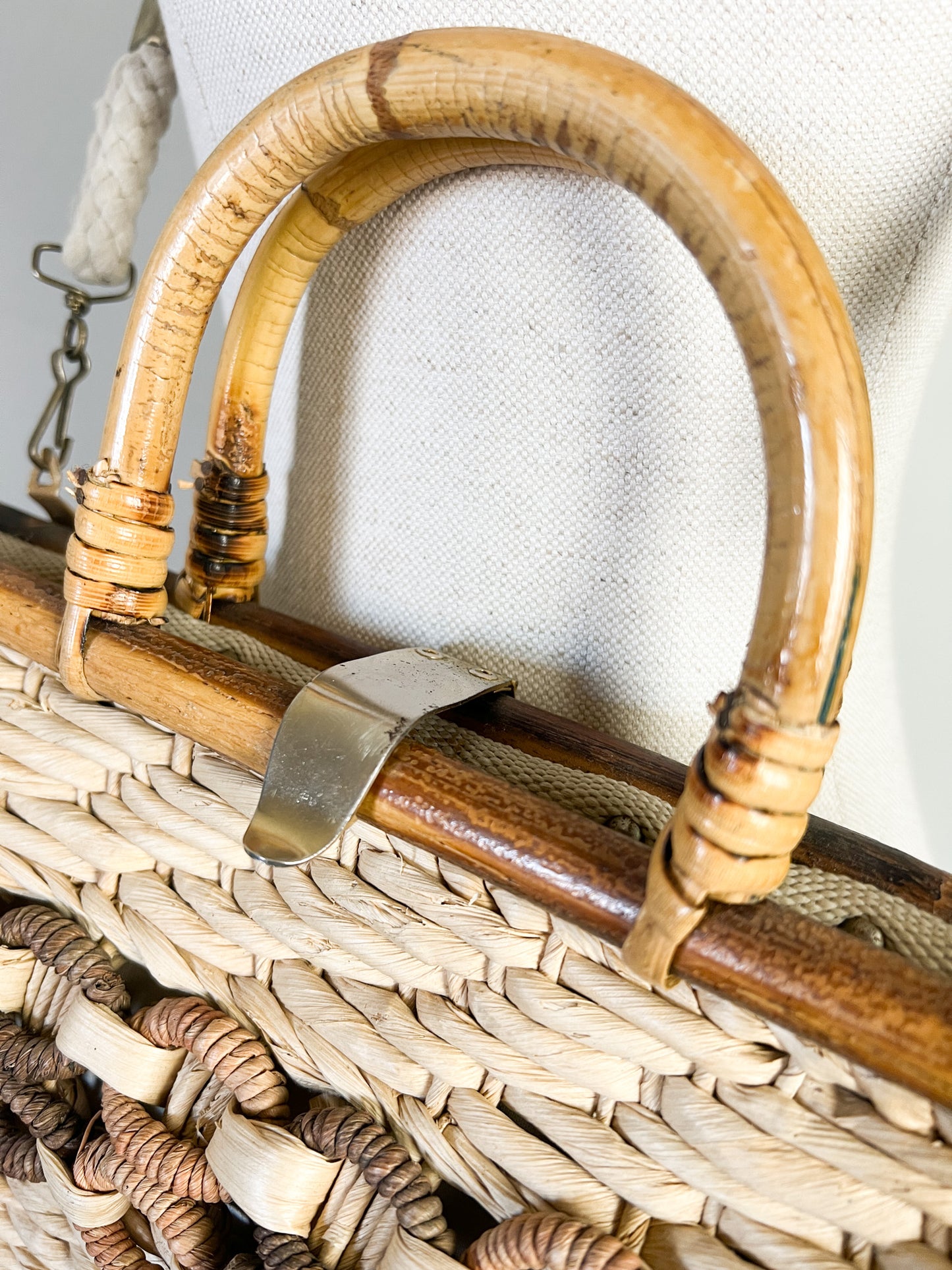 Sac Docteur Vintage en Osier & Bambou – Années 60/70 – Porté Main & Épaule