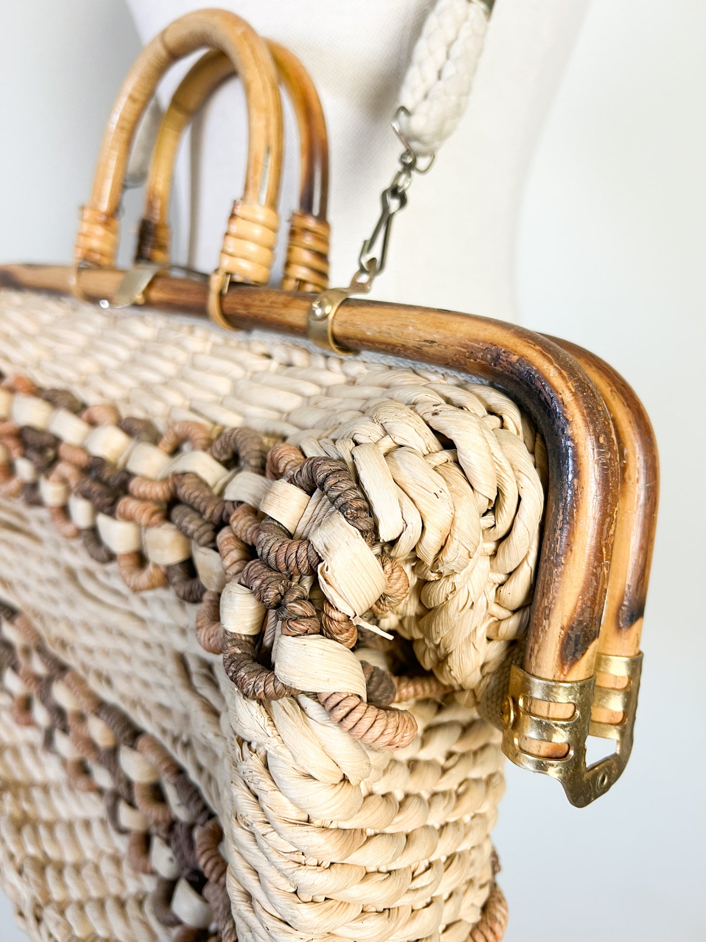 Sac Docteur Vintage en Osier & Bambou – Années 60/70 – Porté Main & Épaule