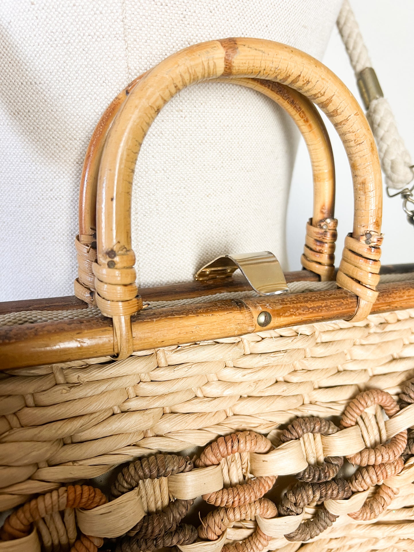 Sac Docteur Vintage en Osier & Bambou – Années 60/70 – Porté Main & Épaule