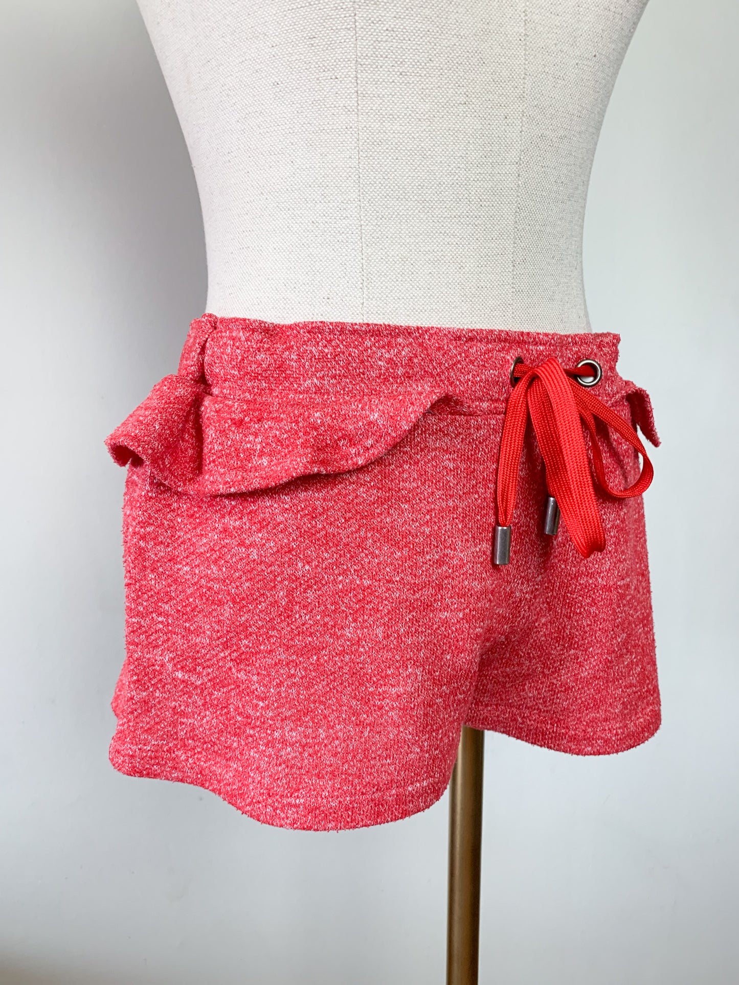 Short mini avec volants rouge framboise Bel Air #belair #shorts