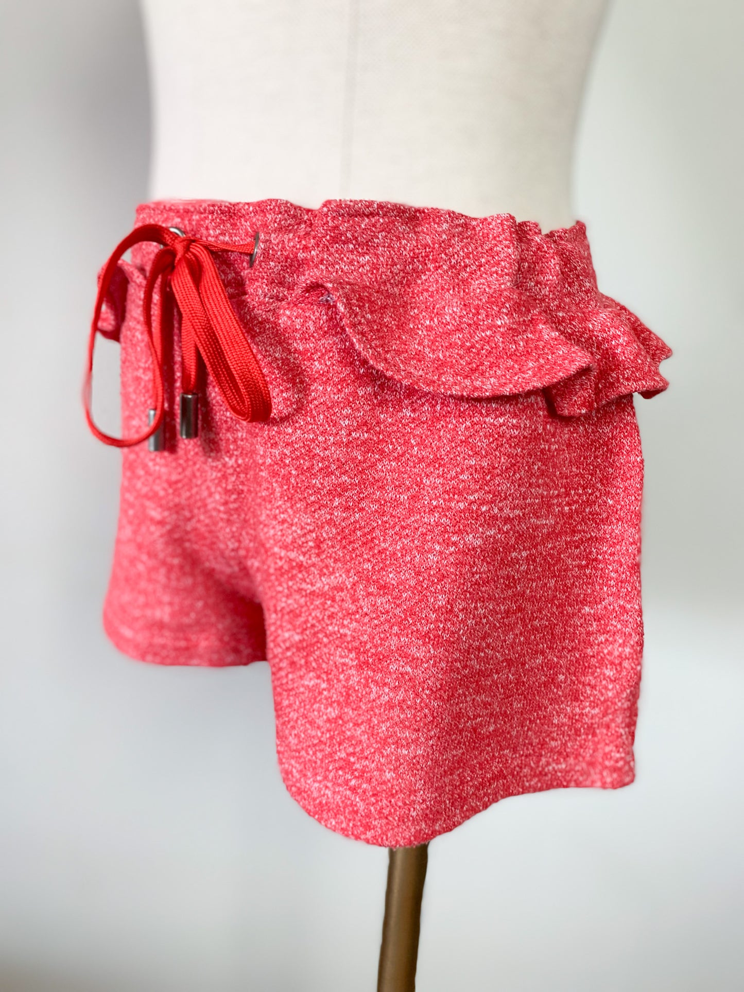 Short mini avec volants rouge framboise Bel Air #belair #shorts