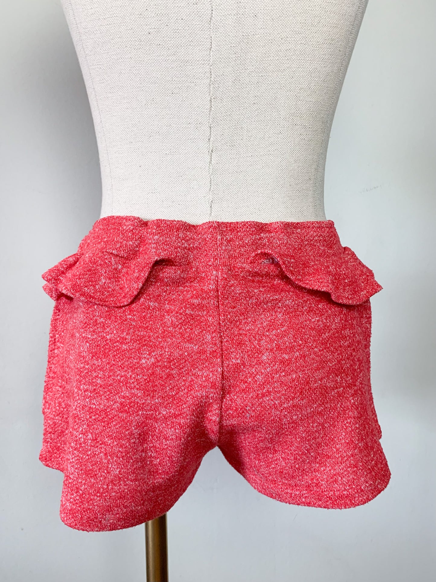 Short mini avec volants rouge framboise Bel Air #belair #shorts