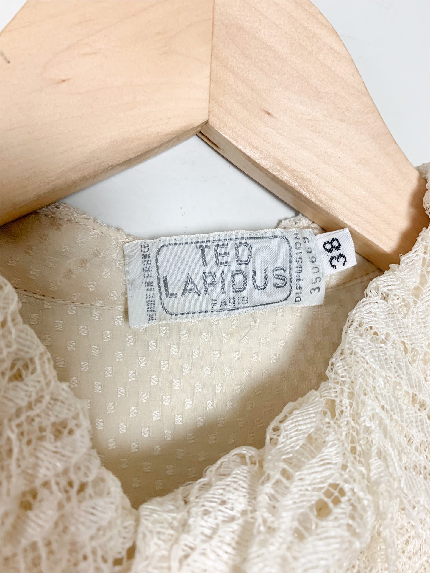 Robe Midi Vintage TED LAPIDUS Luxe - 100% Soie Crème - Dentelle & Plissés Romantiques - Années 70 - Taille 36/38