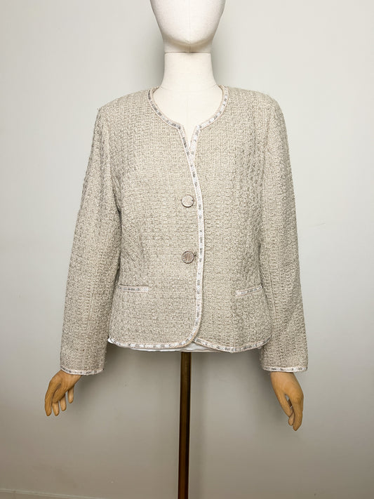 Veste courte chic en tweed beige avec sequins Antonelle T42